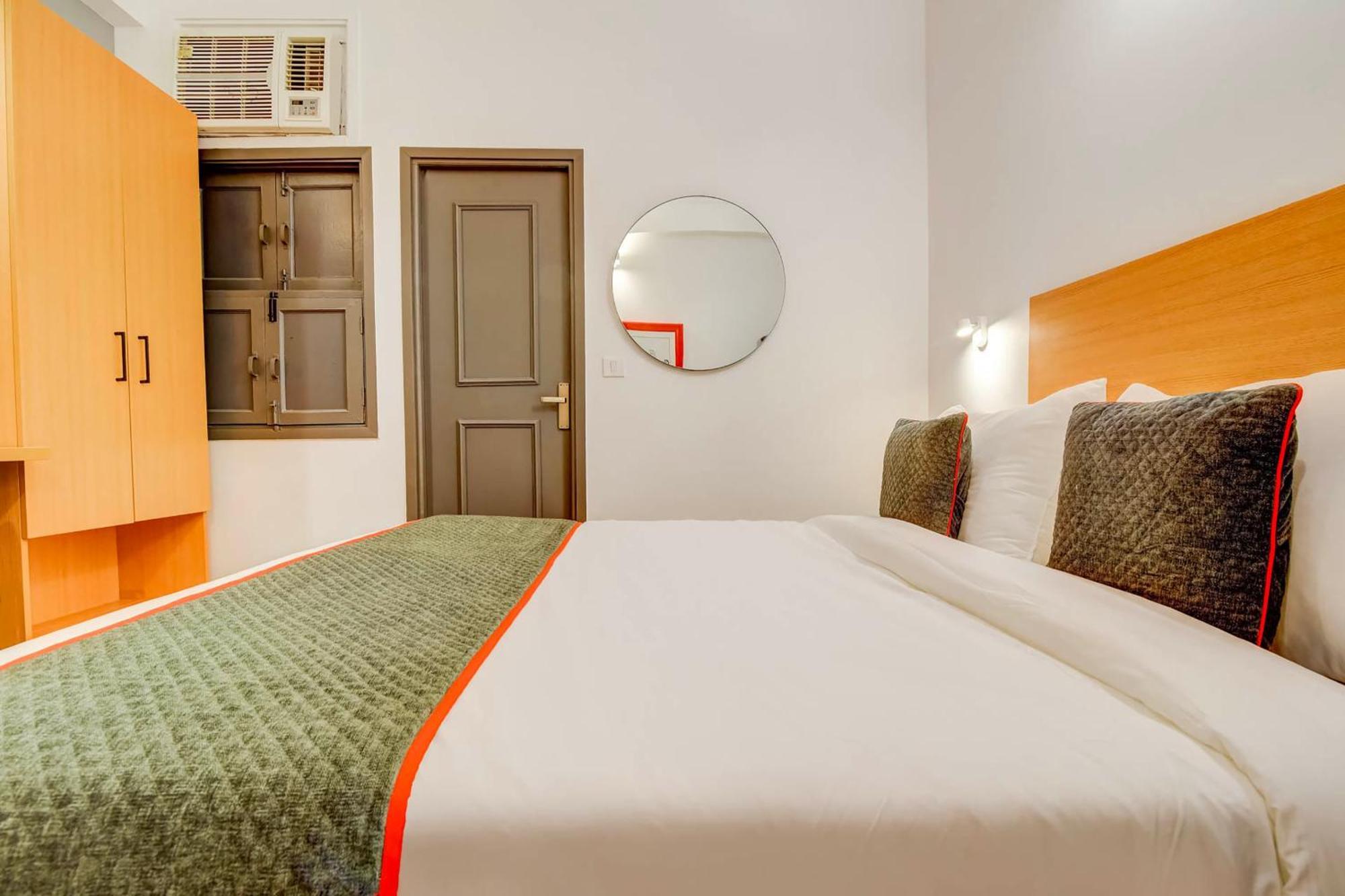 Hotel O Star Key Гургаон Экстерьер фото