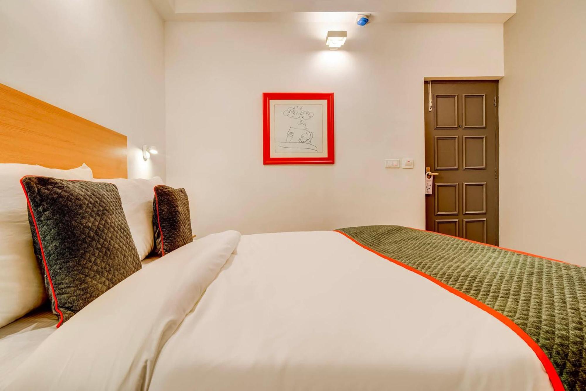 Hotel O Star Key Гургаон Экстерьер фото