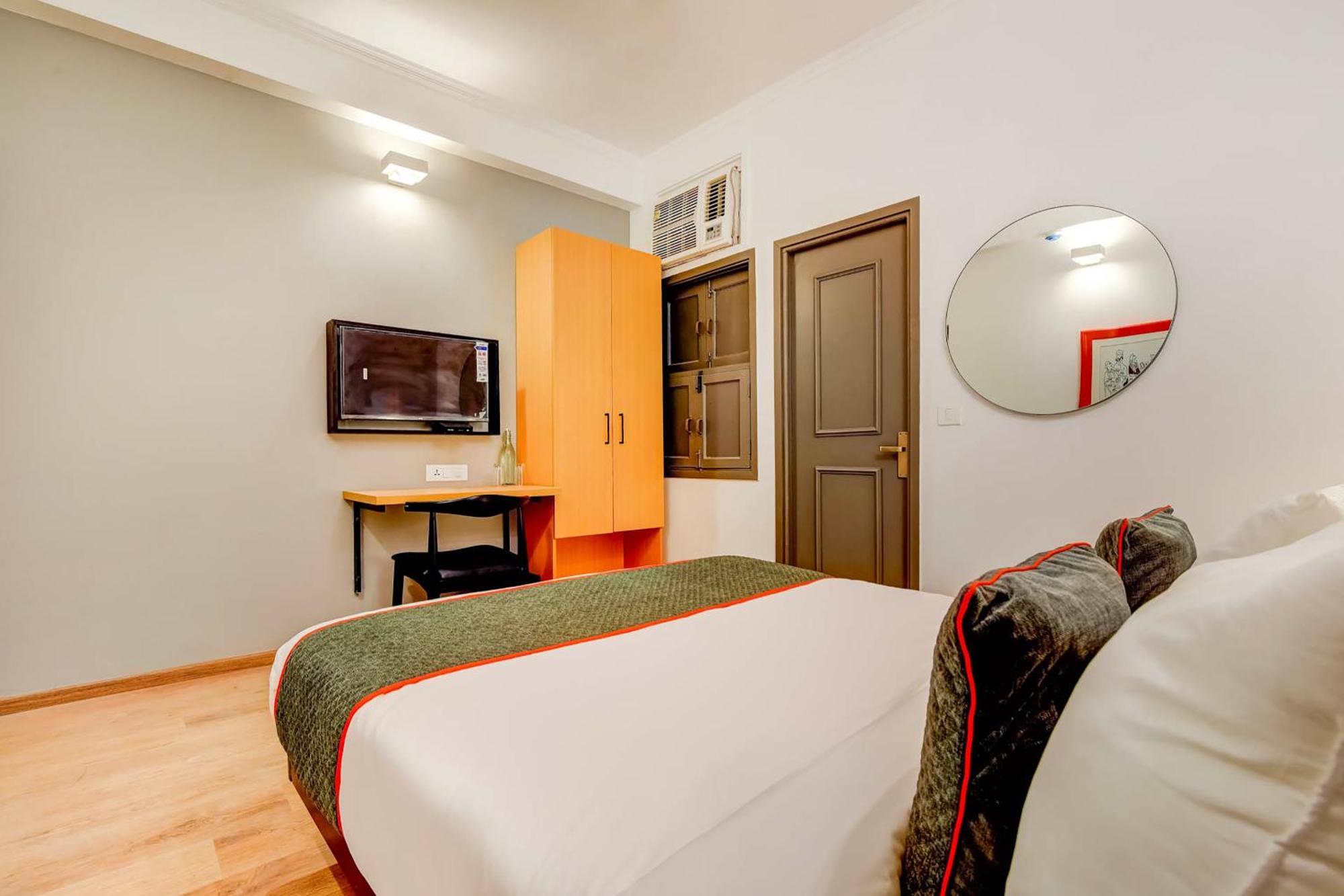 Hotel O Star Key Гургаон Экстерьер фото