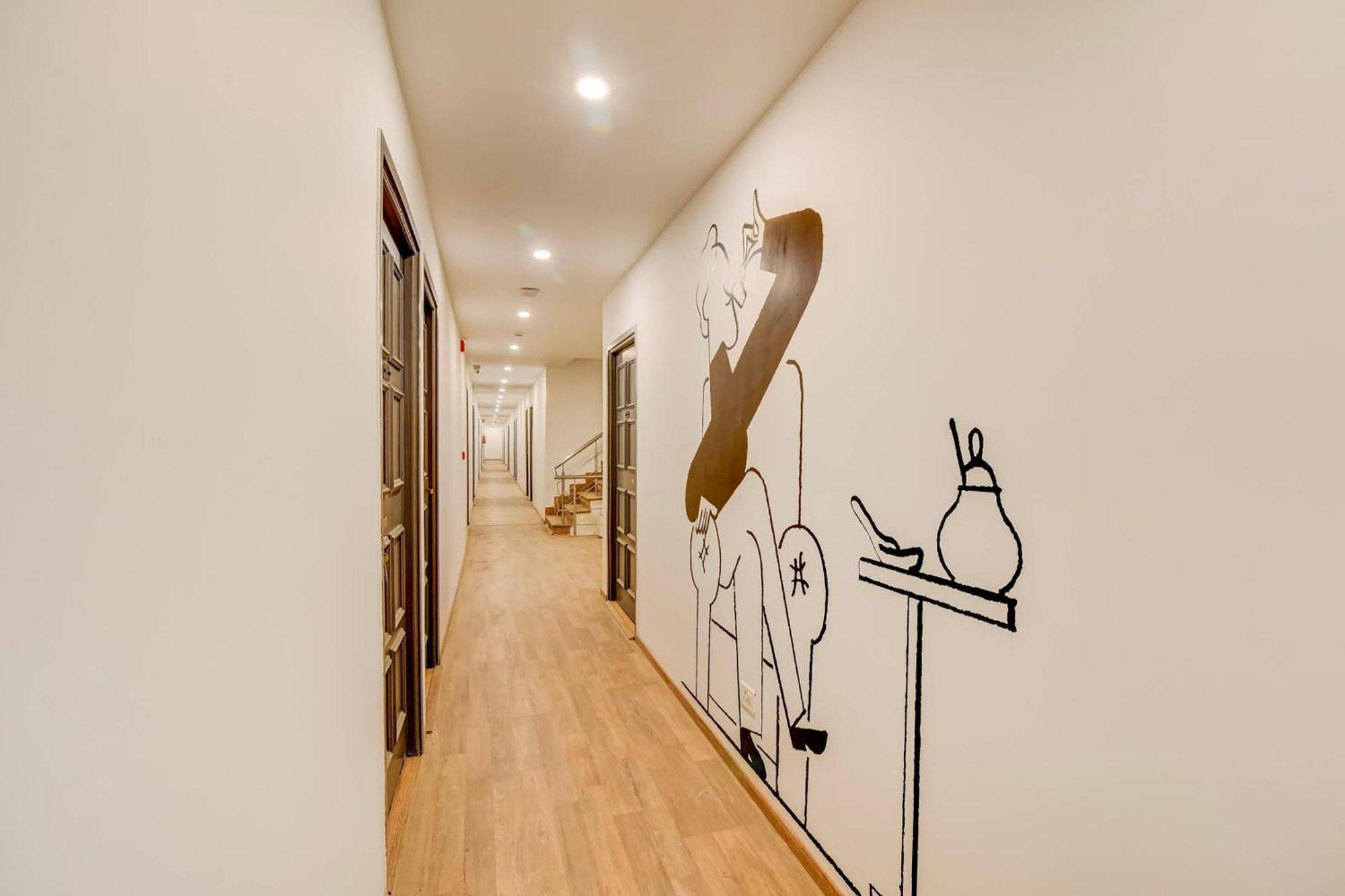Hotel O Star Key Гургаон Экстерьер фото